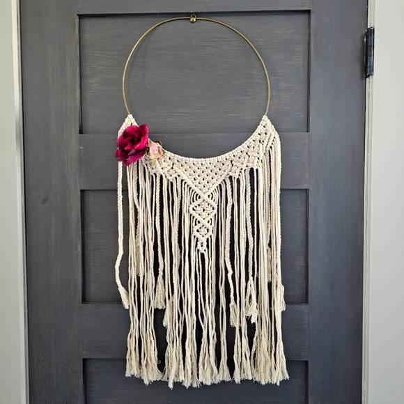 Other - Boho Macrame floral wreath wall tapestry